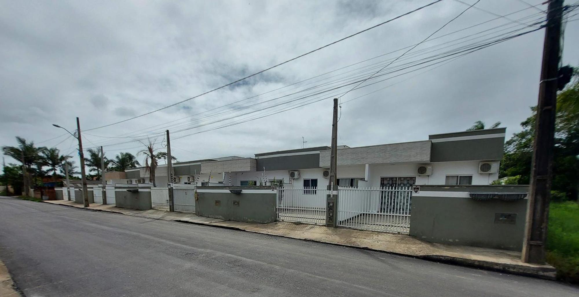 Curta De Armacao - Casa Coqueiro *
